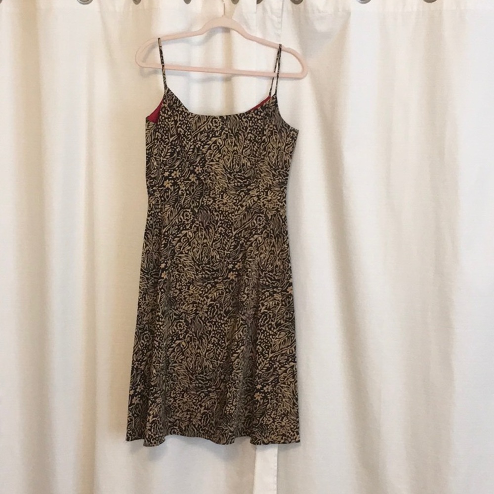 Jessica Howard Black and Tan Sleeveless Midi Sundress